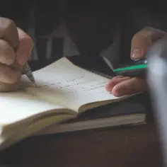 Jak napisać sprawozdanie ze stażu, aby uniknąć najczęstszych błędów