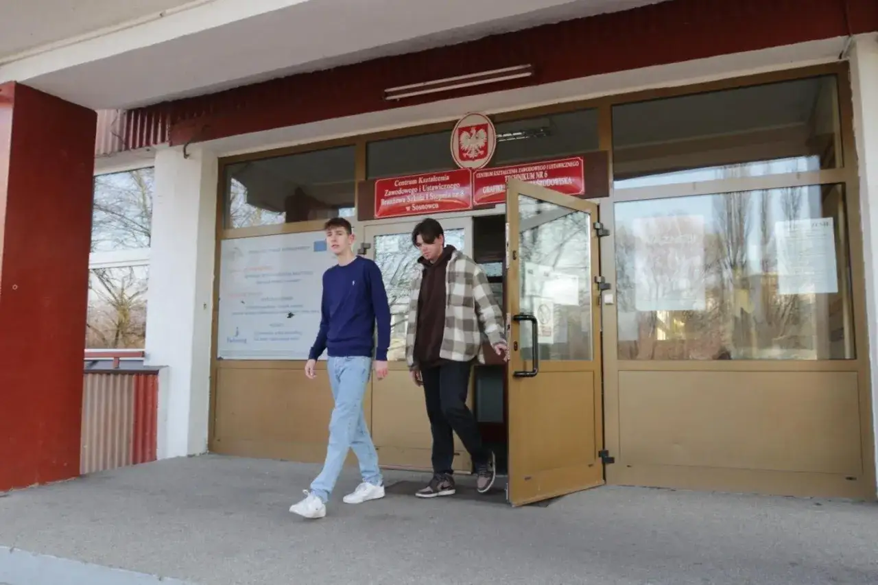 Zdjęcie W której klasie technikum są egzaminy zawodowe? Sprawdź szczegóły!