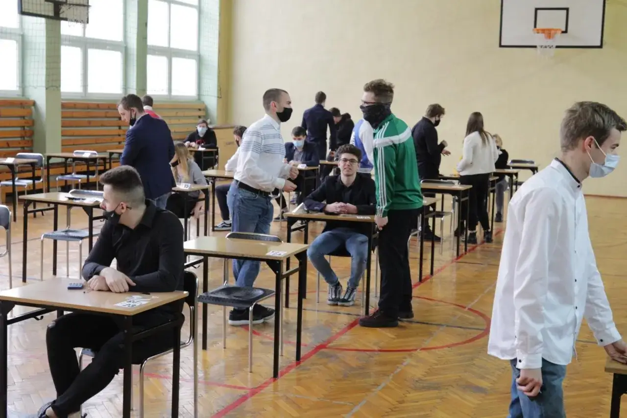 Zdjęcie Co jeśli nie zdam egzaminu zawodowego w technikum? Sprawdź konsekwencje