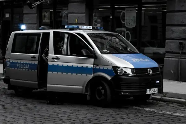 Jak załatwić staż w policji: krok po kroku do wymarzonej praktyki