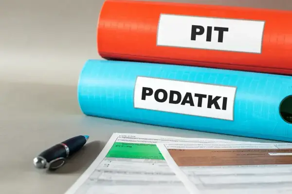 Zerowy PIT - Jak działa ulga dla młodych, rodzin 4+ i seniorów?